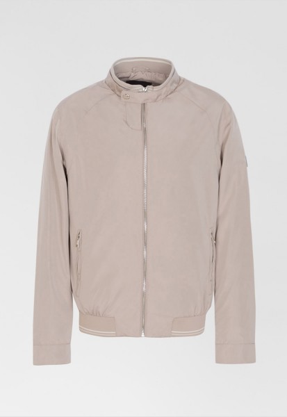 Ветровка 19S-WJW06