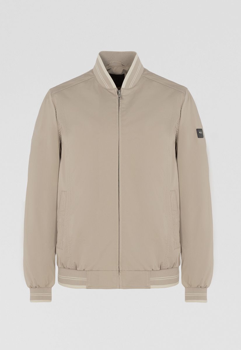 Ветровка HX2345