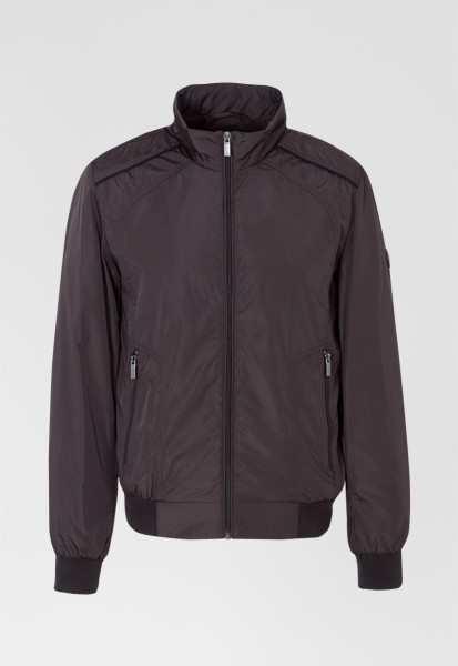 Ветровка Marat