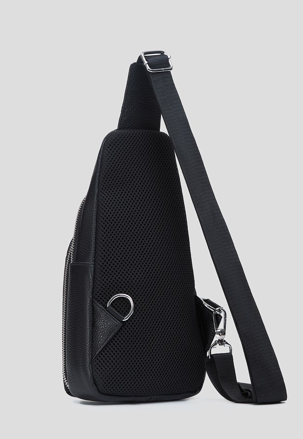 Сумка нагрудная 66123 BF